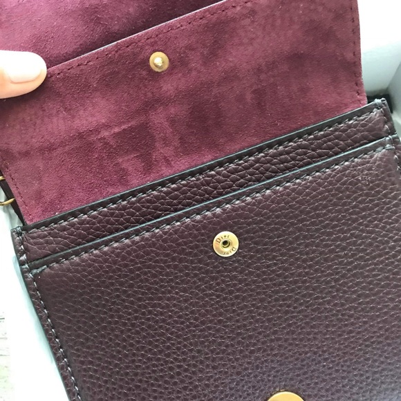 Dior D-Bee square wallet on chain - Picture 2 of 4